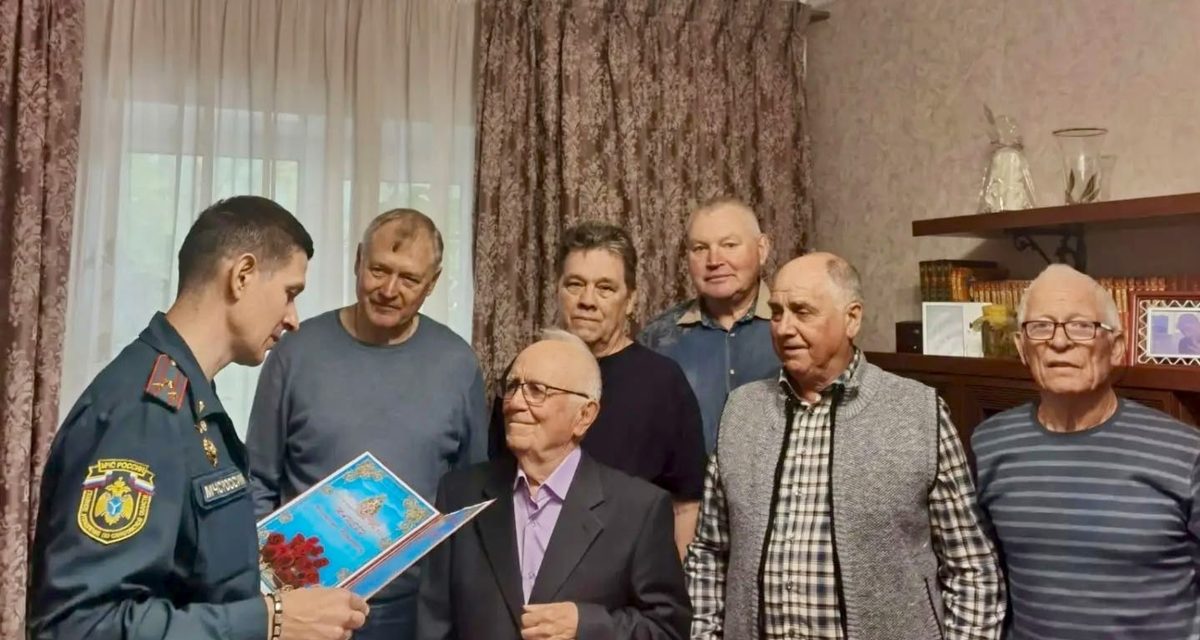 Ветеран пожарной охраны Анатолий Тащев отметил 85-летие после 31 года службы
